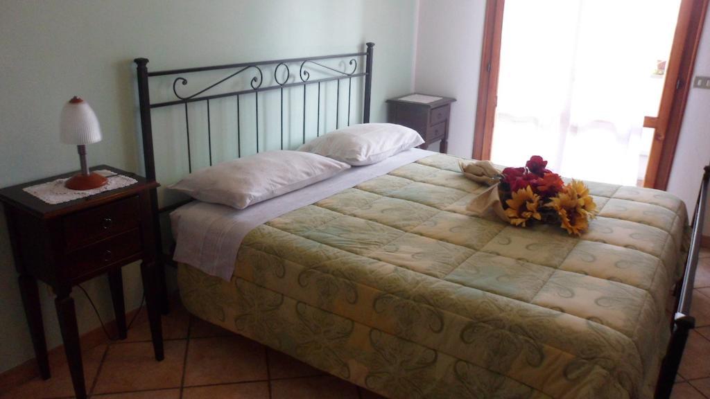 Agriturismo La Quiete Roncofreddo Cameră foto
